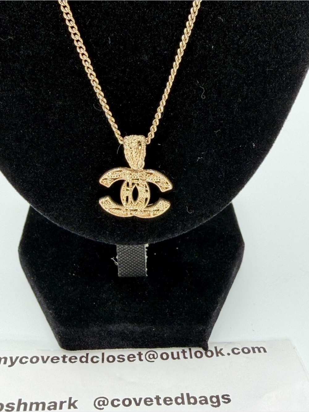 CHANEL “Tweed Effect” CC Logo Pendant Necklace w/Authentic Detective COA
